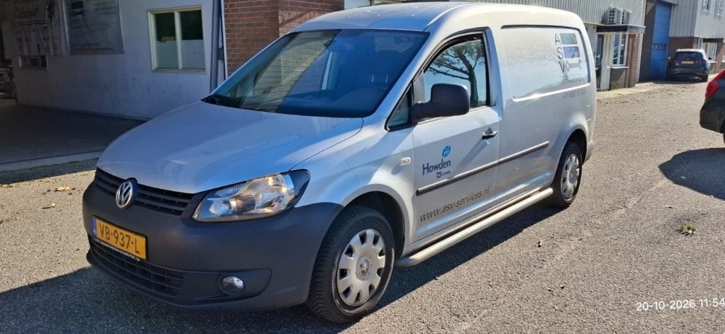 Volkswagen Caddy 1.6 TDI 102pk L2H1 2013, Auto's, Voorwielaandrijving, Euro 5, Stof, Zwart