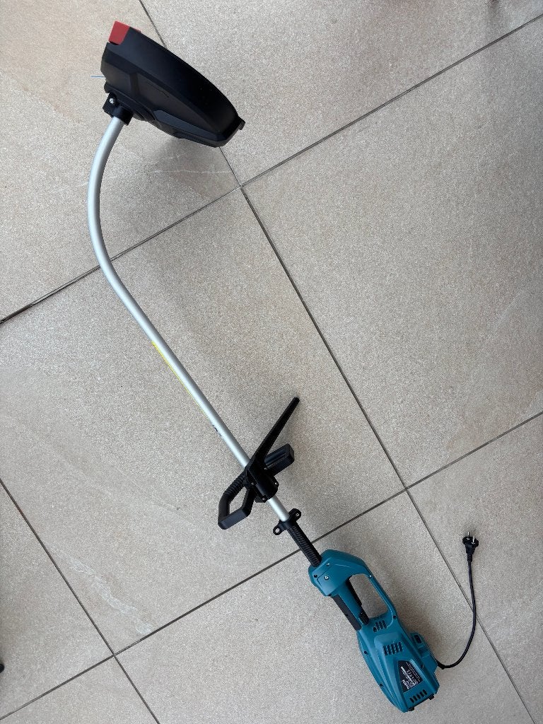 Makita UR3500 Elektrische Grastrimmer - Zo goed als nieuw, Tuin en Terras, Grastrimmers, Ophalen, Zo goed als nieuw, Makita, 30 tot 50 cm