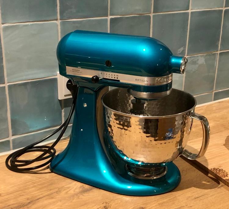 KitchenAid Artisan 300 Watt in petrol, Witgoed en Apparatuur, Keukenmixers, 4 liter of meer, Ophalen of Verzenden, Zo goed als nieuw