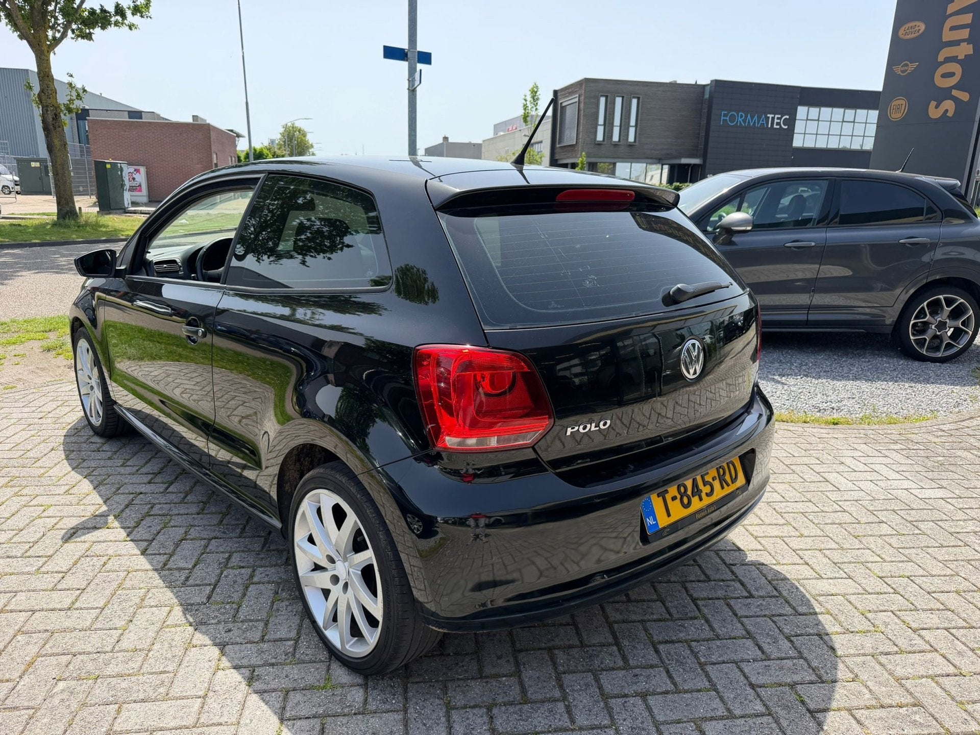 Volkswagen Polo 1.2 Easyline|Airco|GroteScherm, Euro 5, Zwart, 60 pk, 1198 cc