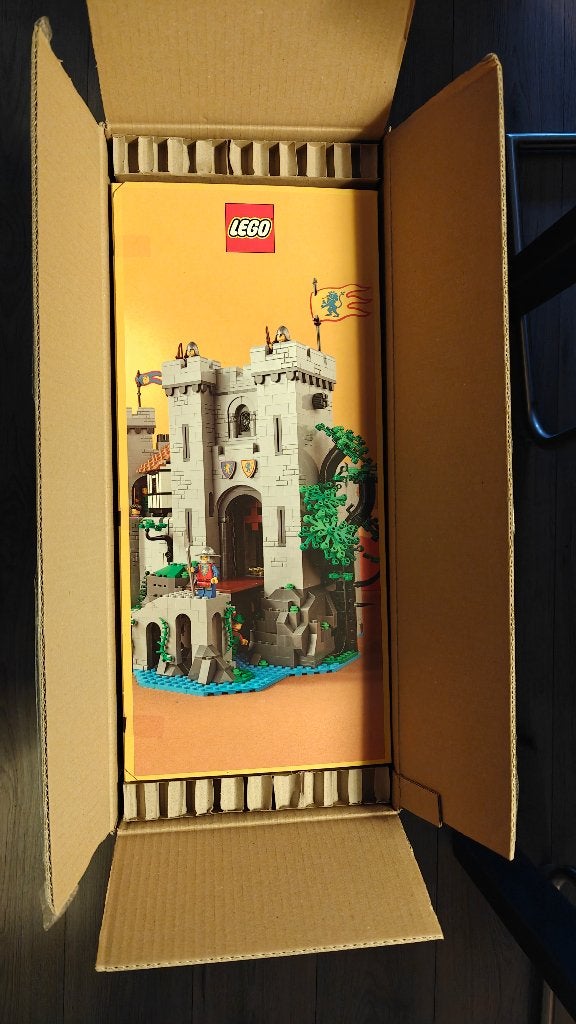 LEGO - Castle - Lion Knights' Castle 10305, Kinderen en Baby's, Lego, Nieuw, Ophalen of Verzenden, Castle