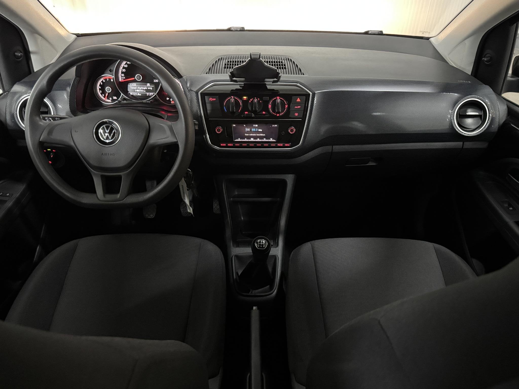 Volkswagen Up! 1.0 5-DRS AIRCO 1STE.-EIGEN. PHONE, Auto's, Dealer onderhouden, Stof, Gebruikt, 4 stoelen