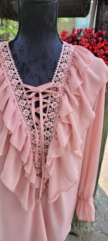 MOST WANTED LUXURY roze ruffles blouse maat L 40 nieuw, Maat 38/40 (M), MOST WANTED LUXURY, Nieuw, Ophalen of Verzenden