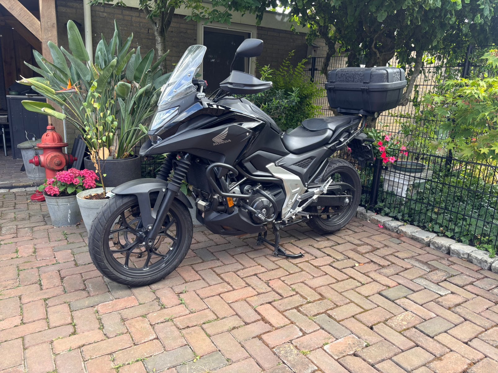 Honda NC 750 X bj 2023, Motoren, ABS, 2 cilinders, Occasion, 745 cc