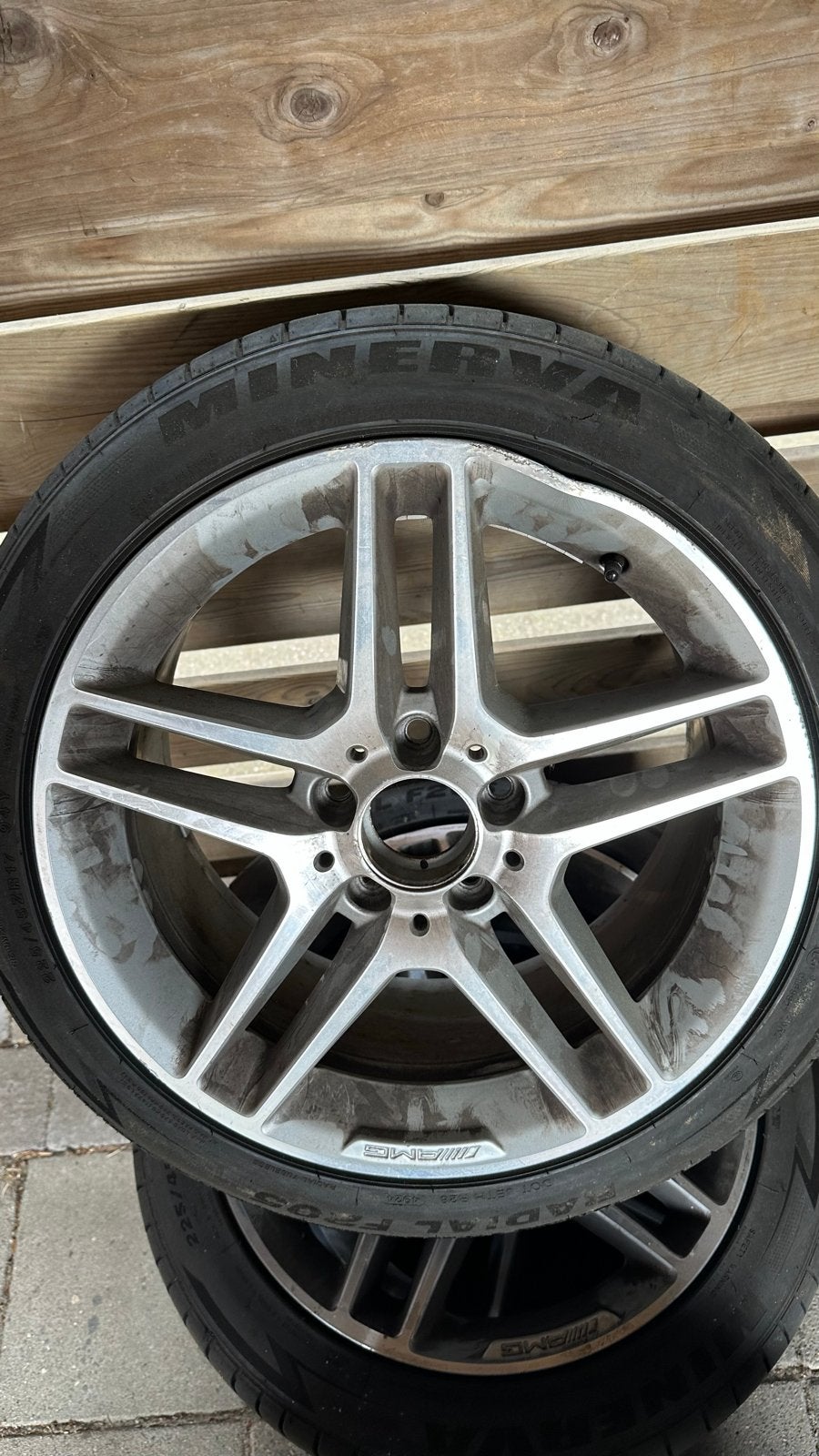 AMG Velgen met banden - 17inch - Gebruikt, Auto-onderdelen, Ophalen, Gebruikt, Banden en Velgen, 17 inch