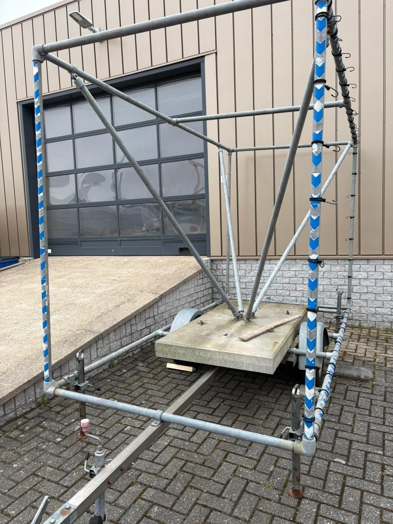 Reclame aanhangwagen, Ophalen, Gebruikt