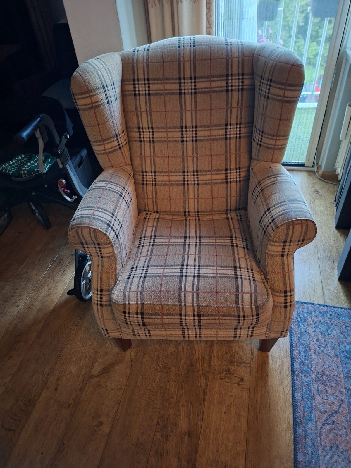 Fauteuil in goede staat,, Huis en Inrichting, Ophalen, Zo goed als nieuw, 75 tot 100 cm, 50 tot 75 cm