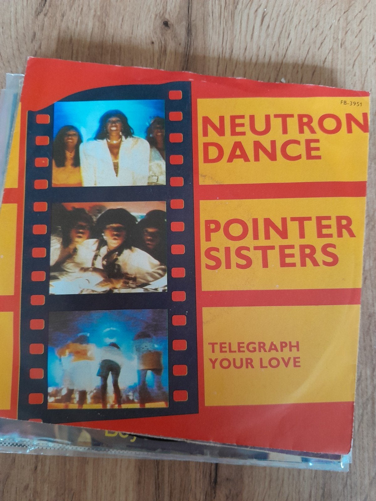 pointer sisters 7inch neutron dance, Ophalen of Verzenden, Zo goed als nieuw, Pop