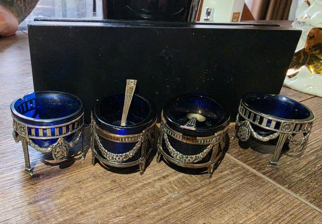 Antieke set zilveren zoutvaatjes met blauw glas, Ophalen of Verzenden