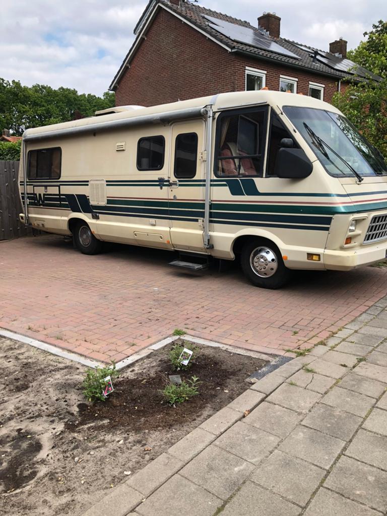 Camper Winnebago Chevrolet,NIEUWE 502 V8 8.3 l, lpg/benzine, Chemisch toilet, Gaslek-detector, Particulier, Afzuigkap