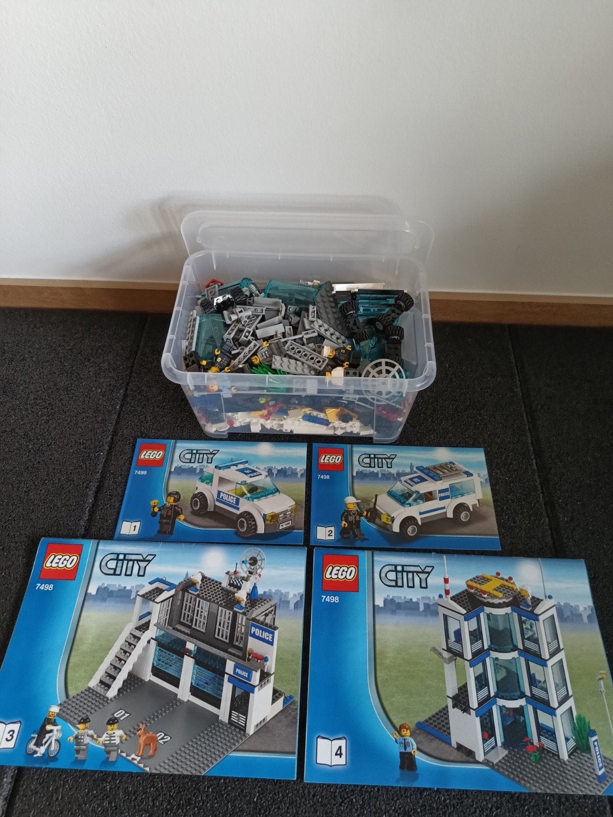 Lego City nummer 7498 Politie bureau grote set, Kinderen en Baby's, Speelgoed | Duplo en Lego, City, Lego, Ophalen of Verzenden