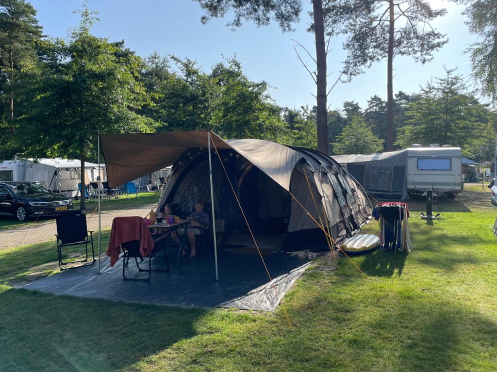 Tent REDWOOD BIRCH 440 TC met parawing (6-persoons), Caravans en Kamperen, Ophalen, Zo goed als nieuw, Tot en met 6