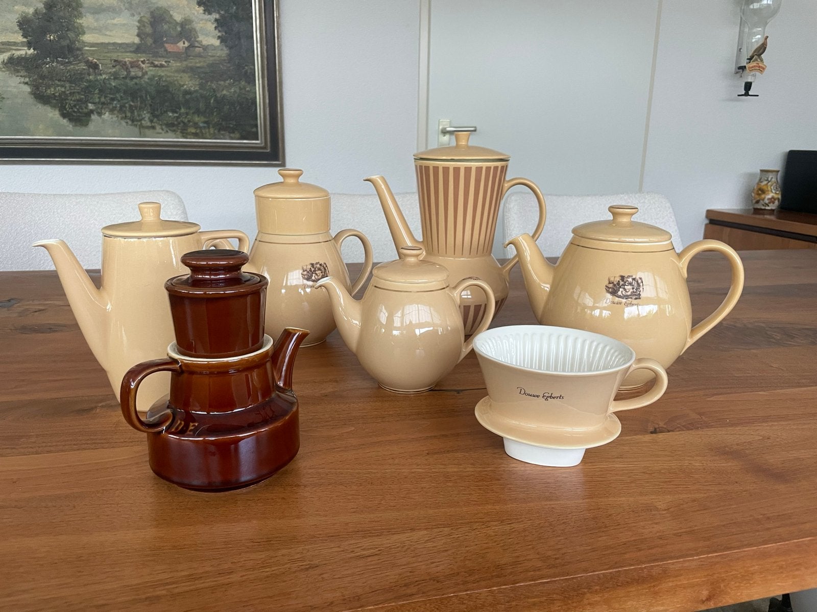 Diverse Douwe Egberts thee- en koffiepotten met filters, Theepot/fluitketel, Ophalen of Verzenden, Zo goed als nieuw, Steen/keramiek