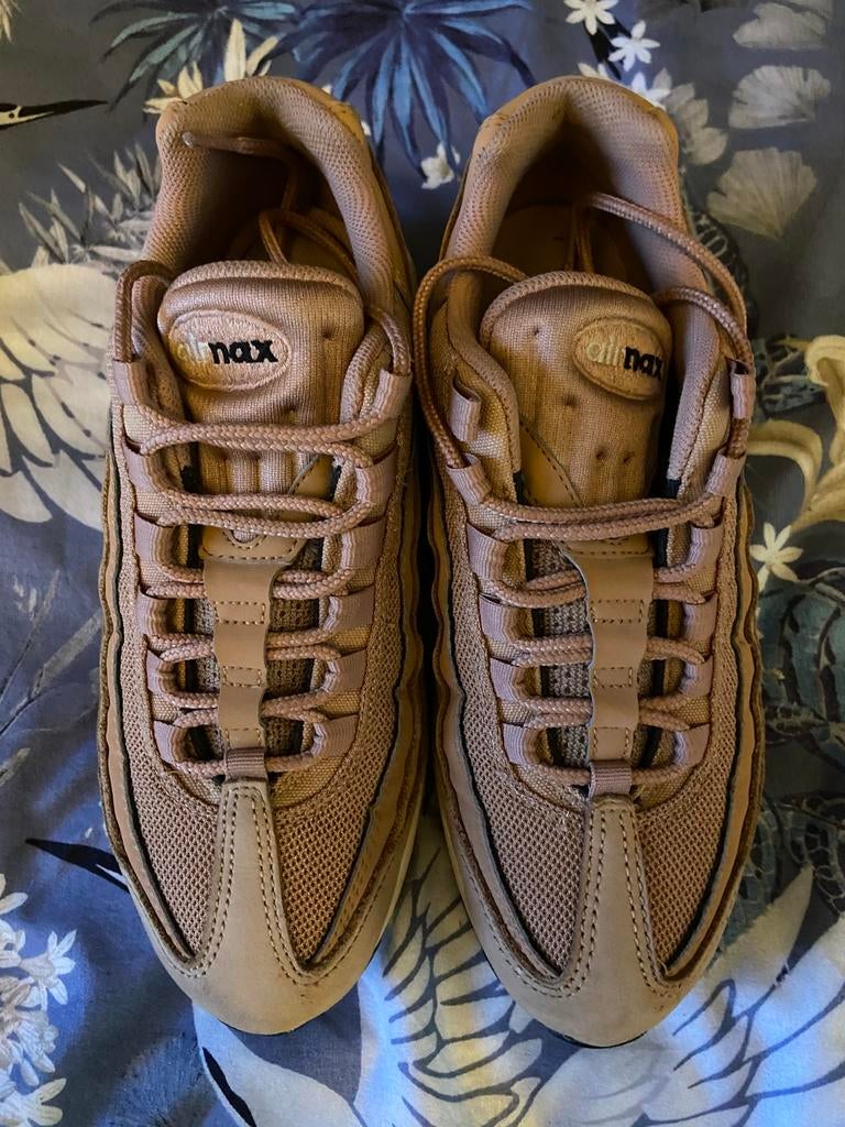 Nike air max 38,5, Kleding | Heren, Schoenen, Ophalen of Verzenden, Zo goed als nieuw, Overige kleuren