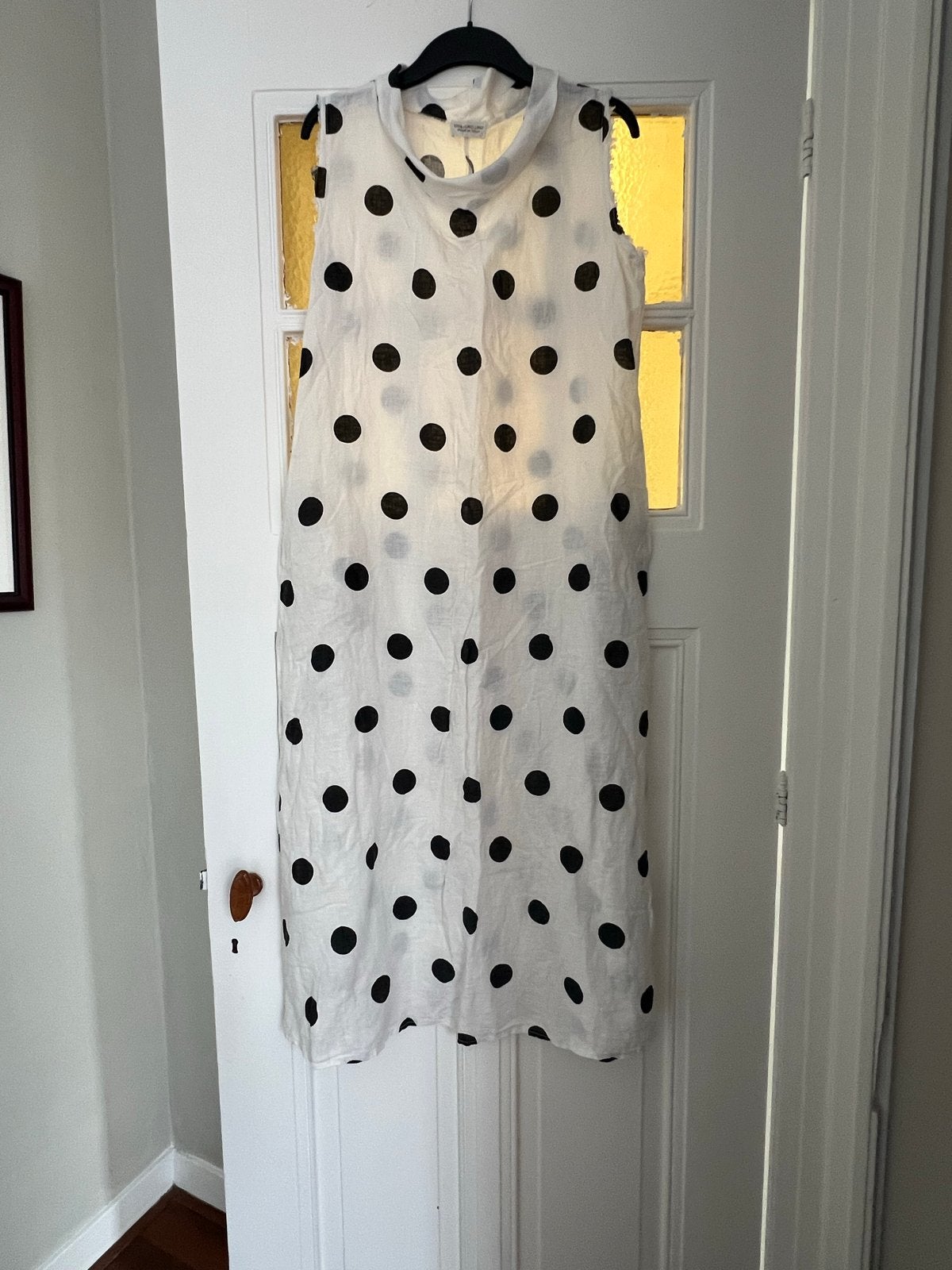 HeeWitte linnen jurk met zwarte stippen, Wit, Maat 46/48 (XL) of groter, Nieuw, Ophalen of Verzenden