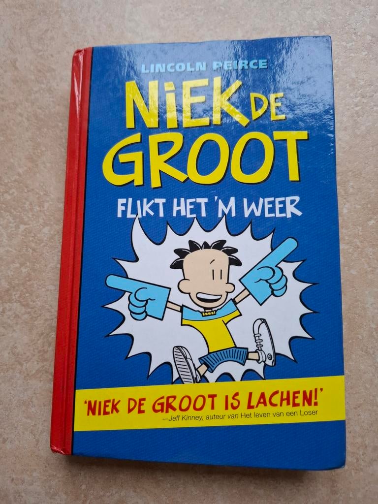 Niek de Groot: Flikt het 'm weer - Lincoln Peirce, Ophalen of Verzenden, Zo goed als nieuw, Lincoln Peirce, Fictie