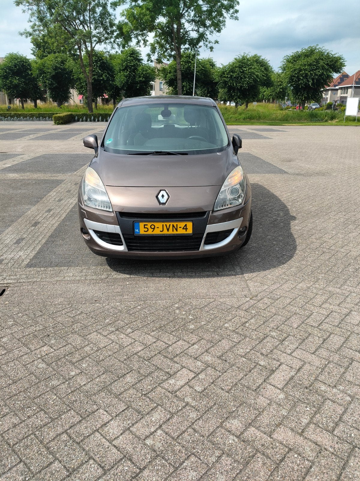 Renault Scénic 1.4 TCE 96KW 2009 Bruin, Voorwielaandrijving, 1295 kg, 4 cilinders, Bruin