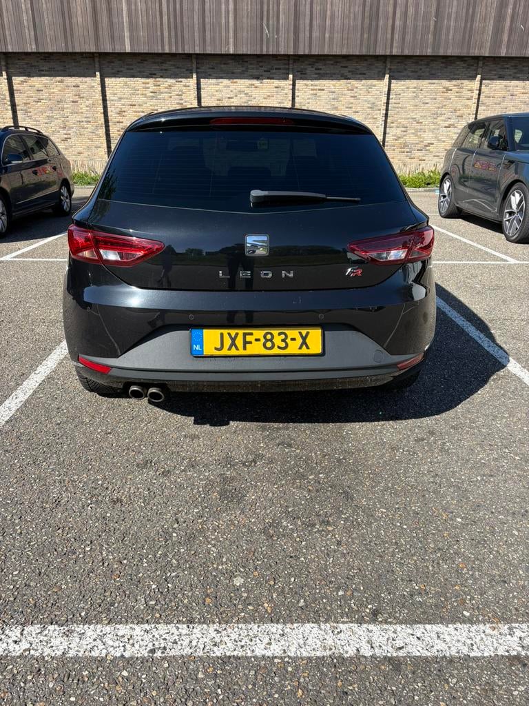 Seat Leon 2.0 TDI 16V 110KW DSG 2014 Zwart, Auto's, Zwart, USB, Leon, Diesel