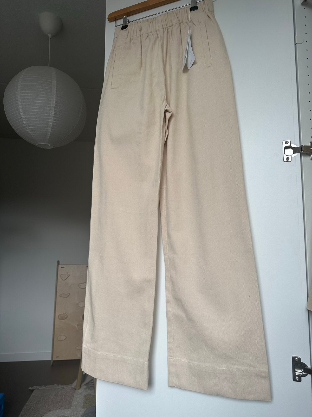 BY-BAR Mees Twill Pant - Nieuw maat S/36, Beige, Nieuw, Ophalen of Verzenden, Maat 36 (S)