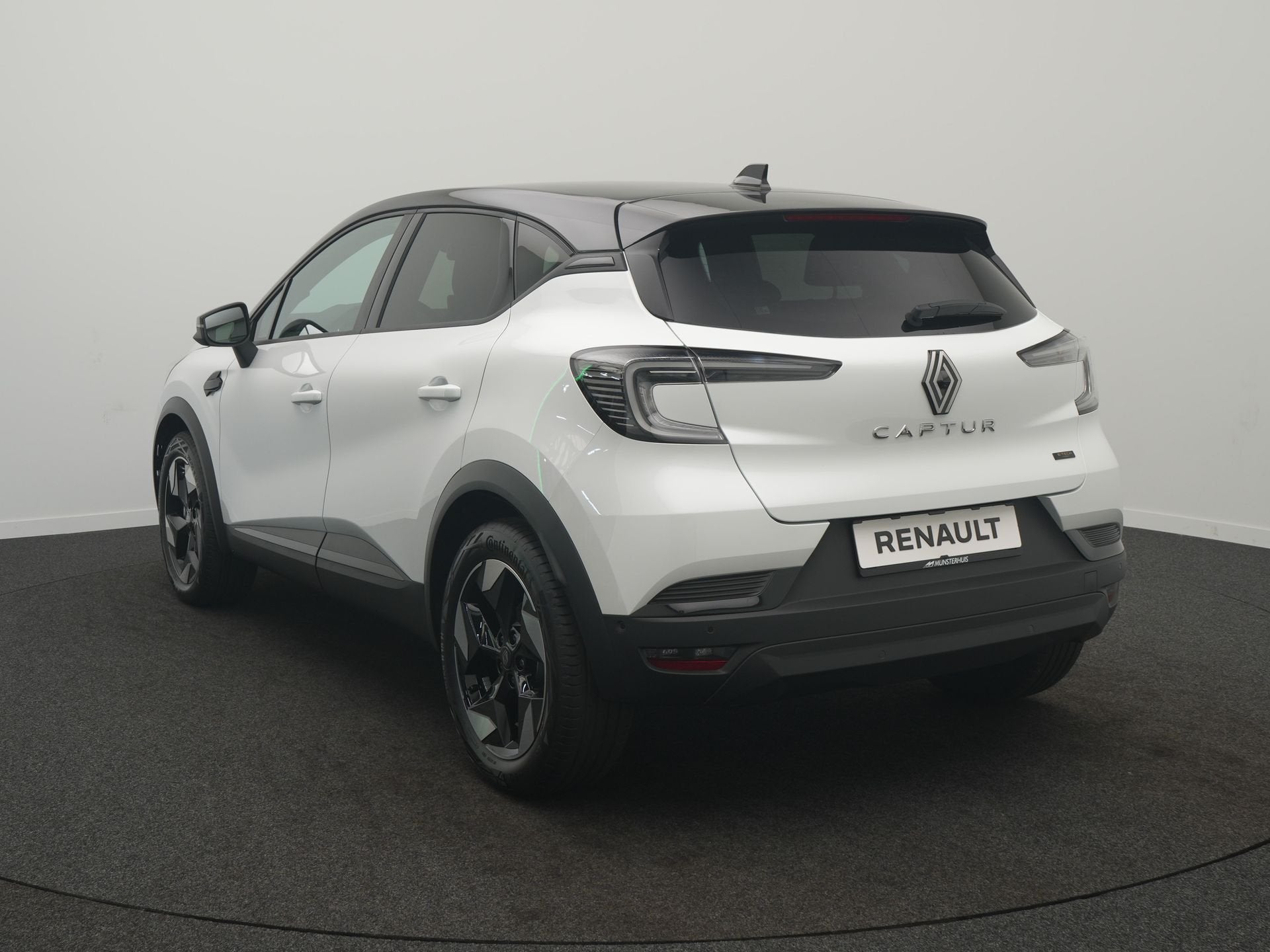 Renault Captur 1.8 E-Tech full hybrid 160 techno - Reservewi, Stof, 4 cilinders, 160 pk, Bedrijf
