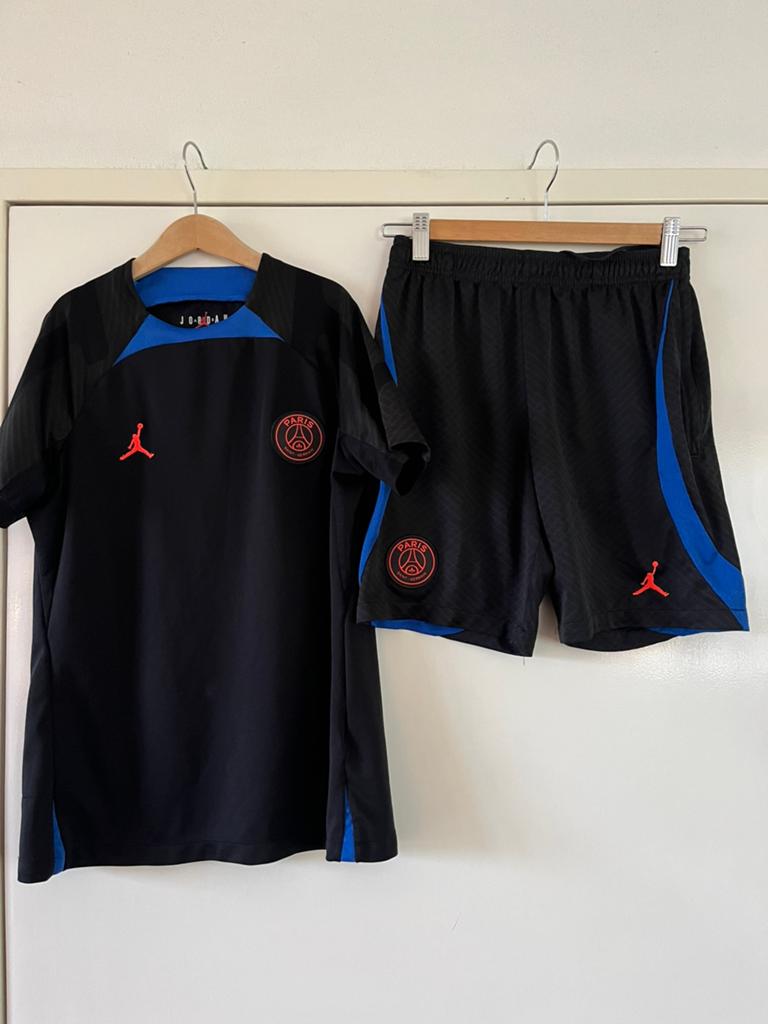 Paris Saint Germain shirt en broek origineel, Ophalen of Verzenden, Zo goed als nieuw, Jongen of Meisje, Broek