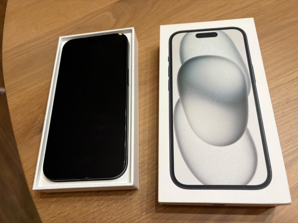 iPhone 15 128 GB zwart, Ophalen, IPhone 15, Zwart, 77 %