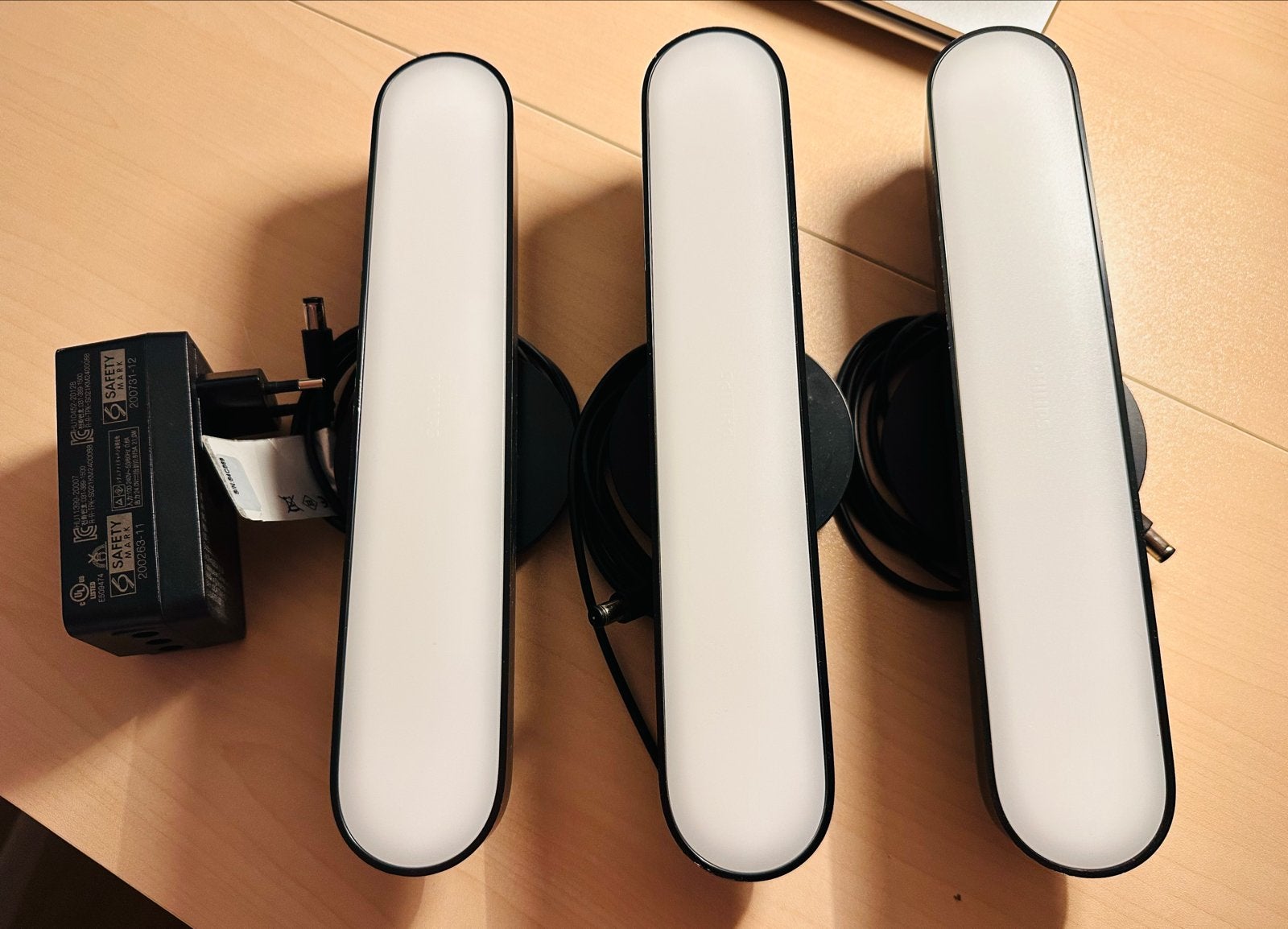 Philips Hue Play Light Bar 3 stuks met stekker, Ophalen, Zo goed als nieuw, Smart lamp, Bedienbaar via app