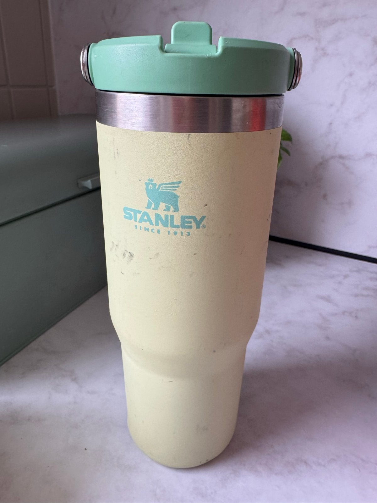 Stanley Quencher H2.0 FlowState Tumbler - Kan beetje lekken, Gebruikt, Meerkleurig, Ophalen of Verzenden, Metaal