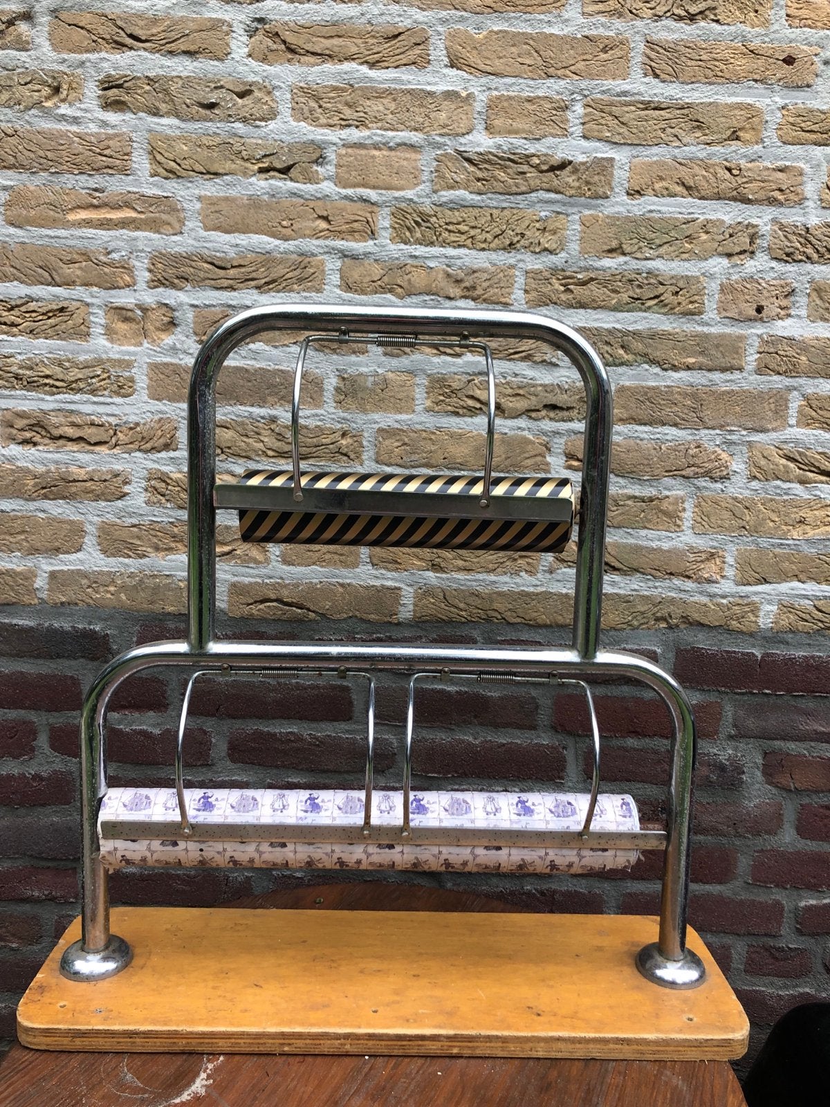 Kado inpakpapier rek groom. Tafelmodel papierrolhouder., Antiek en Kunst, Antiek | Kantoor en Zakelijk, Ophalen of Verzenden