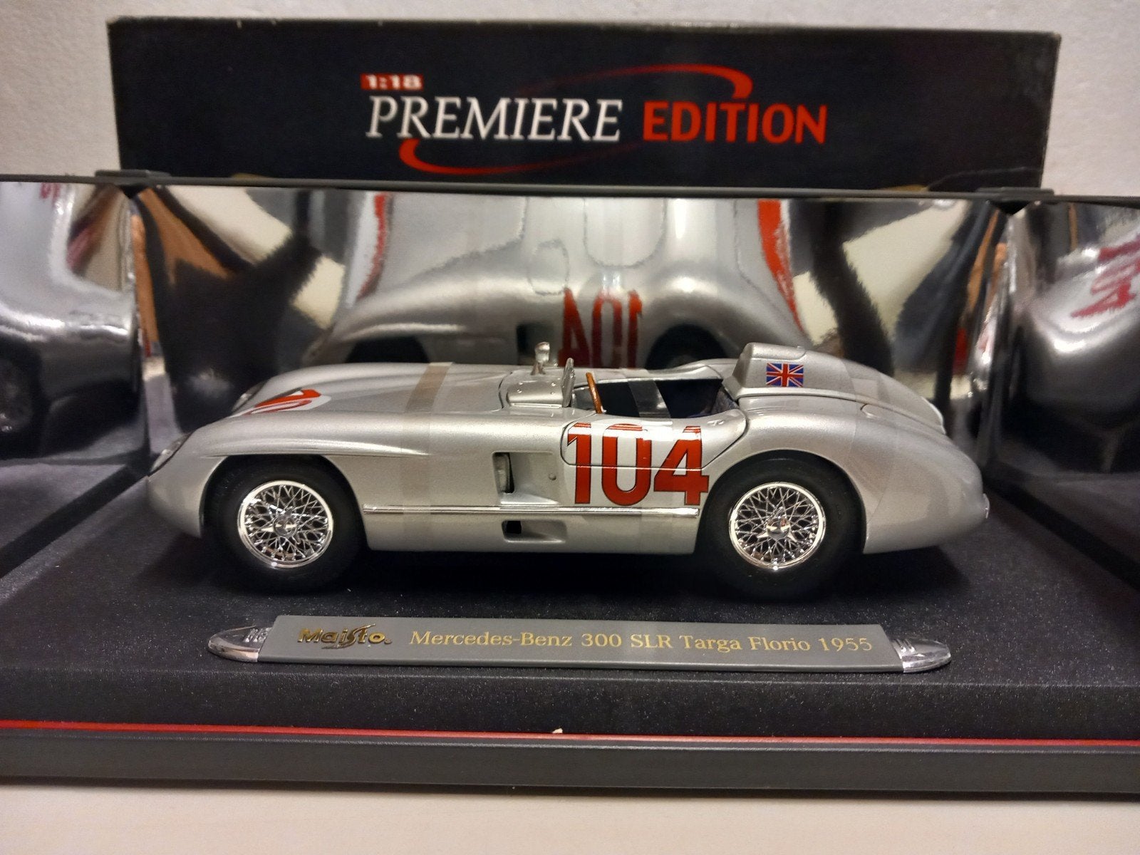 Mercedes Benz 300 SLR Targa Florio Maisto metal 1:18 KRD, Hobby en Vrije tijd, Modelauto's | 1:18, Ophalen of Verzenden, Zo goed als nieuw