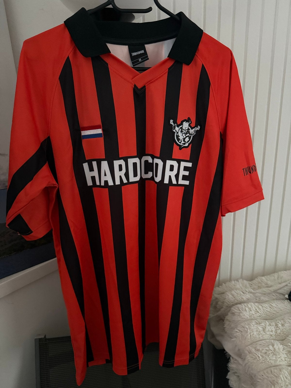Thunderdome Hardcore Holland Voetbalshirt Maat M, Maat 48/50 (M), Oranje, Ophalen of Verzenden, Zo goed als nieuw