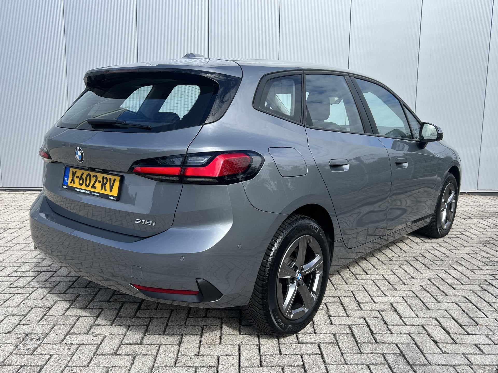 BMW 2 Serie 218i Automaat Premium Navigatie Prof Live Cockpi, Auto's, Dealer onderhouden, Gebruikt, Met garantie (alle), 1445 kg