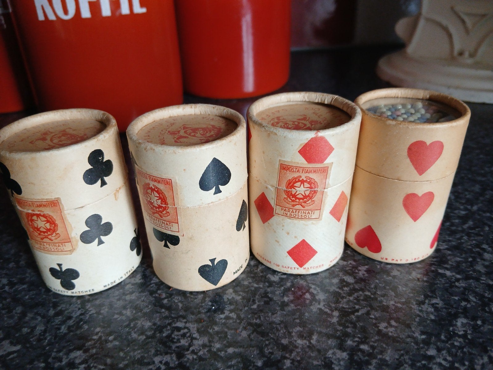 4 doosjes , tonnetjes jaren 50 lucifers ., Ophalen of Verzenden