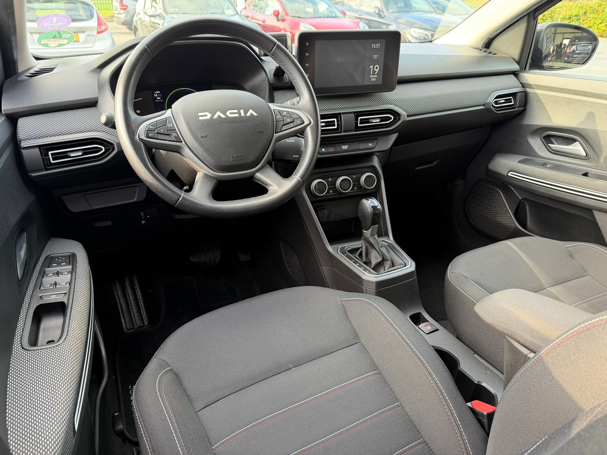 Dacia Jogger Dacia Jogger 1.6 Hybrid 140 Extreme 7p automaat, Auto's, 730 kg, Gebruikt, 750 kg, 4 cilinders