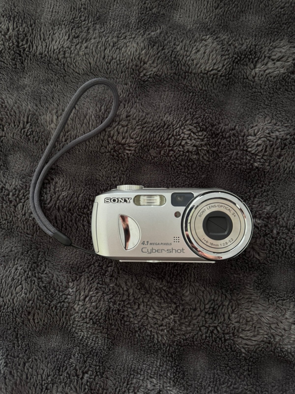 Sony Cyber-shot DSC-P73 Vintage Digital Camera, Ophalen of Verzenden, Zo goed als nieuw, Sony