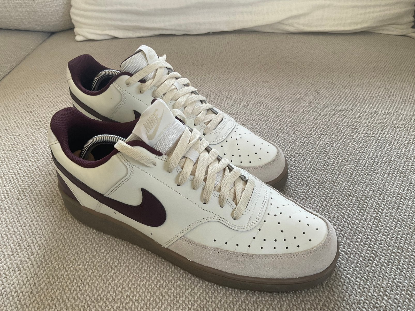 Foto 6 van NIKE Court Vision Low Brown/Burgundy mt.45 Nu €30,-