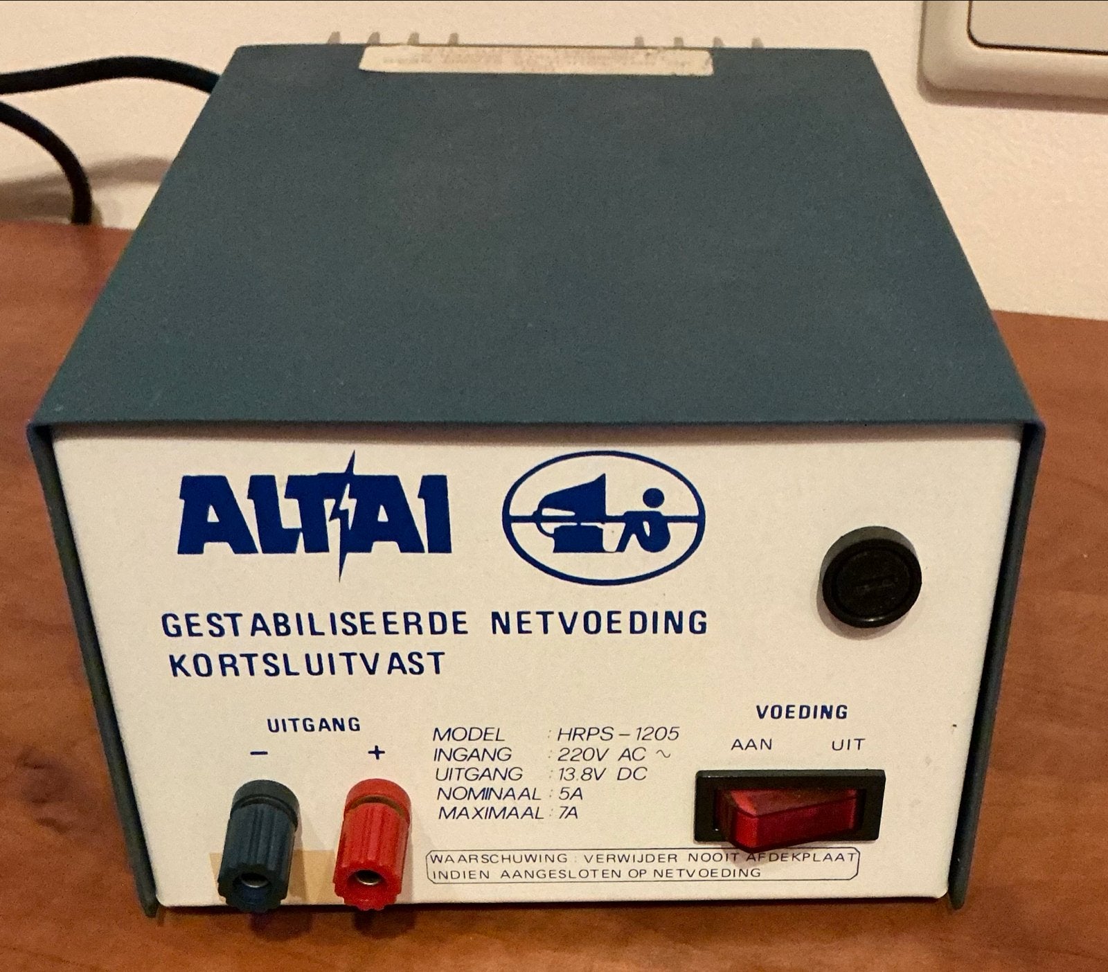 ALTAI HRPS-1205 Gestabiliseerde Netvoeding 13.8V DC, Ophalen, Gebruikt