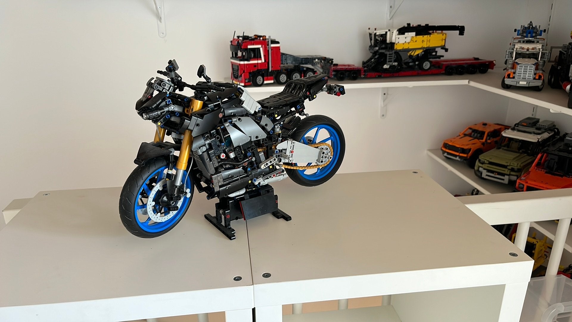 Lego technic 42159, Ophalen of Verzenden, Zo goed als nieuw, Auto
