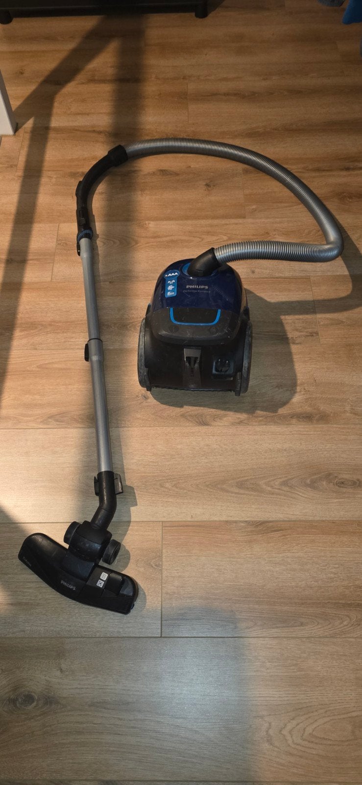 Philips performer compact stofzuiger, Witgoed en Apparatuur, Gebruikt, Philips, Overige typen, Minder dan 1200 watt