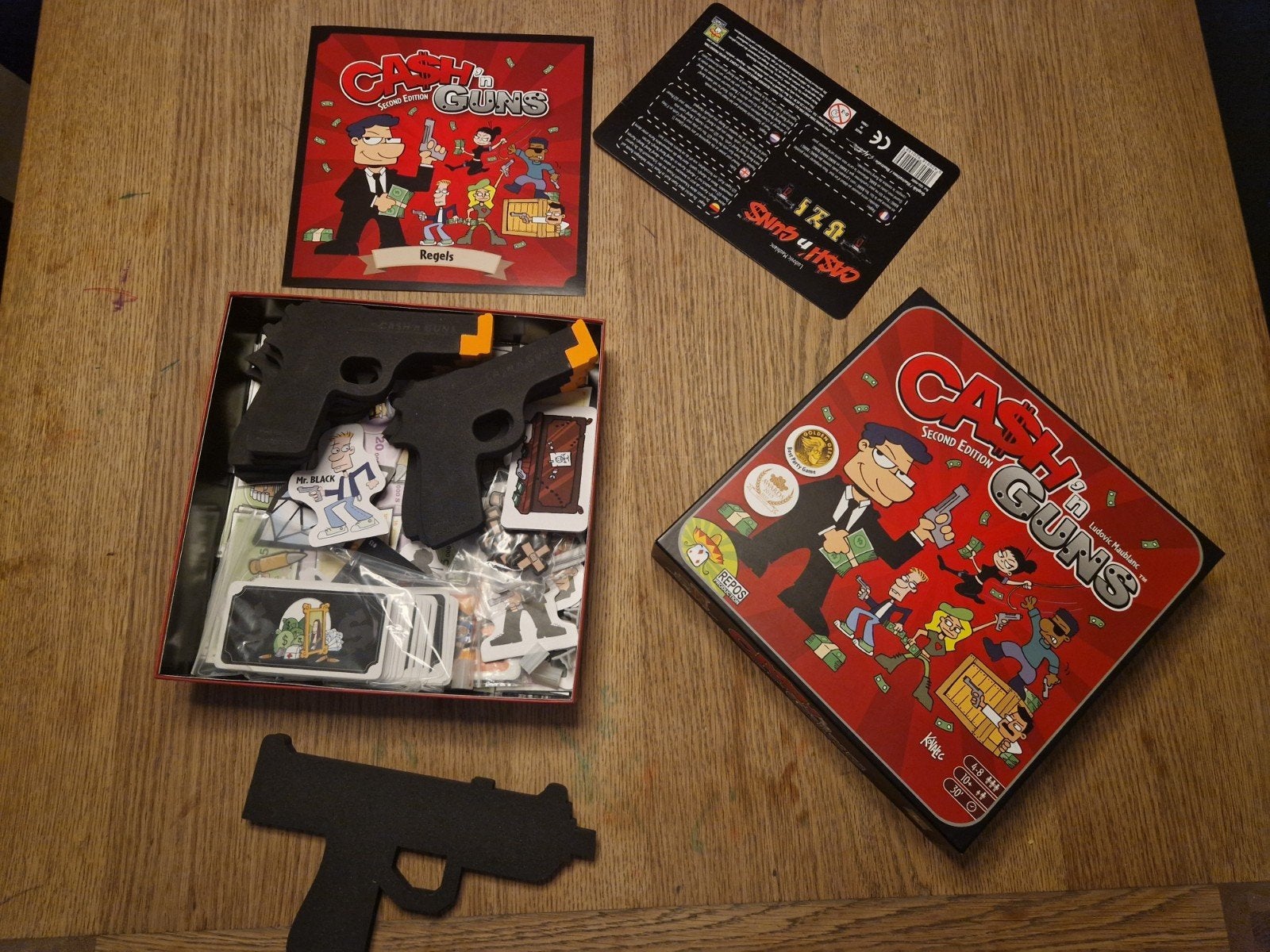 Cash n Guns bordpel, Ophalen, Zo goed als nieuw