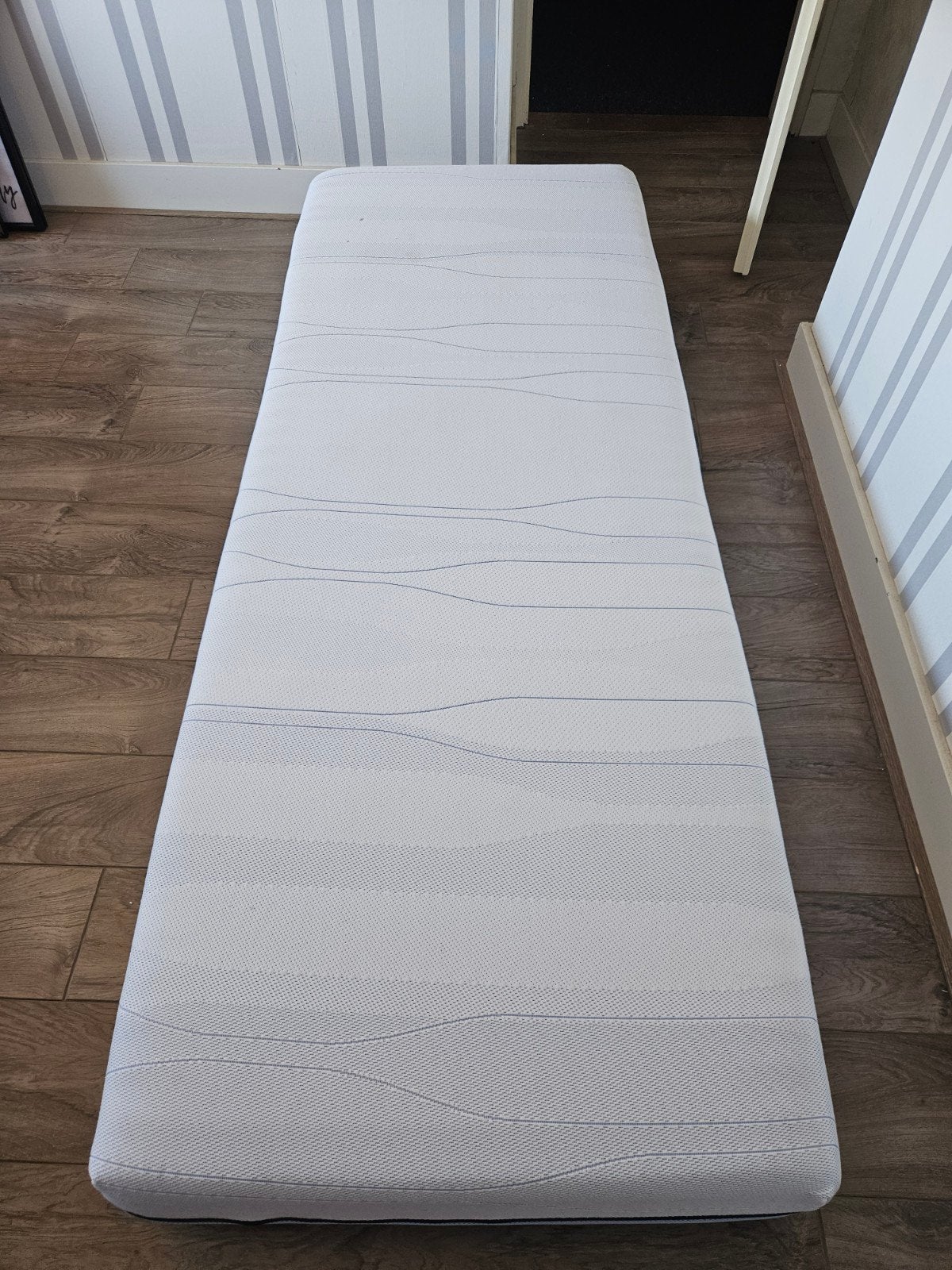 Mooie MLine matras, weinig gebruikt, zo goed als nieuw, Huis en Inrichting, Slaapkamer | Matrassen en Bedbodems, Zo goed als nieuw