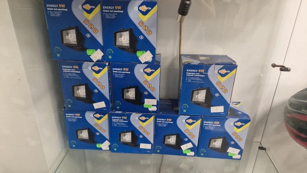 energy 9w straler met spaarlamp (9x), Ophalen of Verzenden, Zo goed als nieuw, Overige fittingen, Spaarlamp
