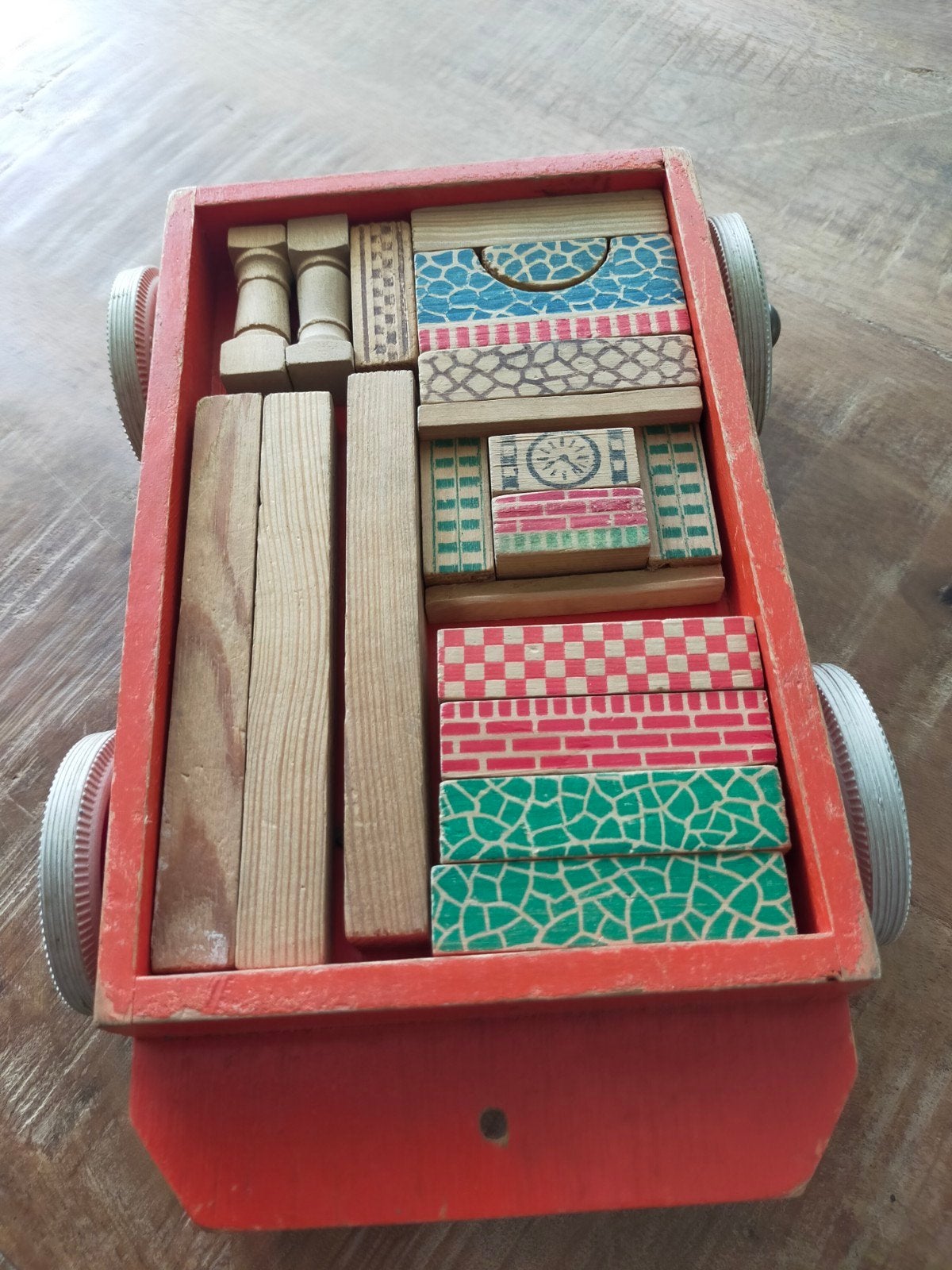 Ouderwetse houten blokkenwagen met bouwblokken, Kinderen en Baby's, Ophalen of Verzenden, Gebruikt, Overige merken