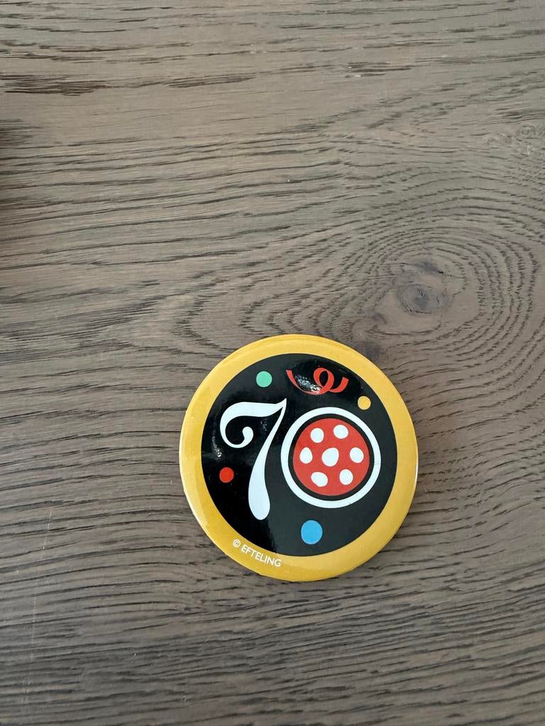 Efteling 70 jaar button, Ophalen of Verzenden, Zo goed als nieuw, Button of Speldje