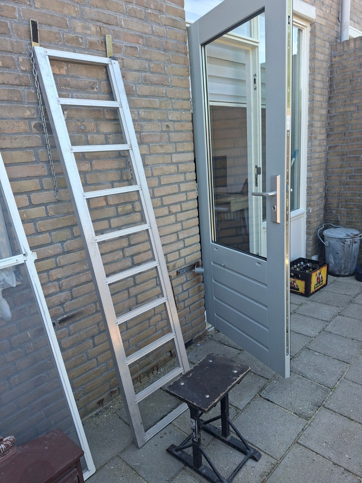Crossmotor oprijplaat en bokje., Ophalen