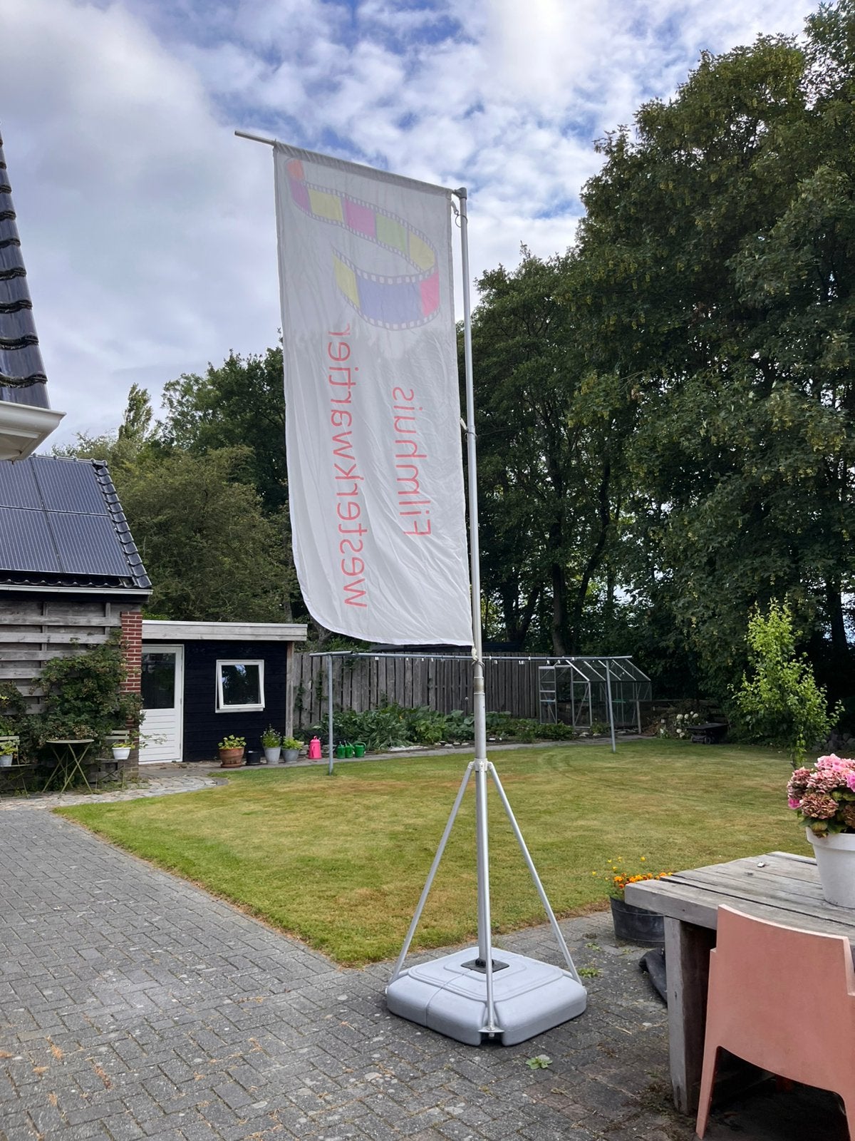 Telescopische vlaggenmast, Ophalen, Gebruikt