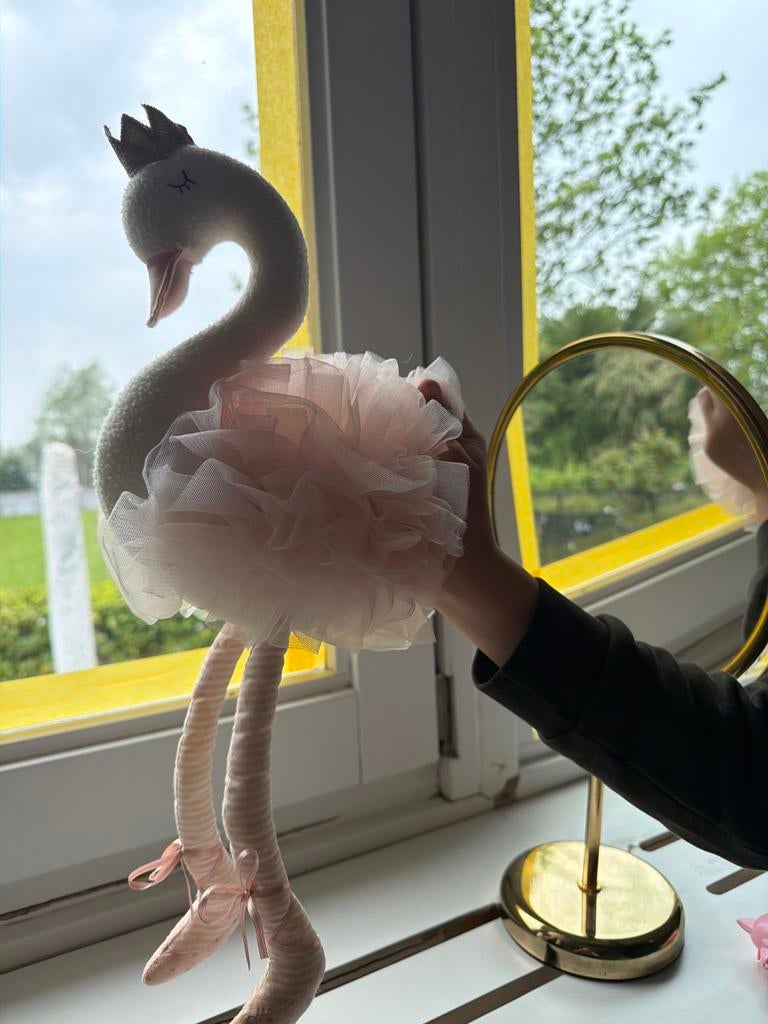 Leuke zwaan knuffel met kroontje en tutu, Kinderen en Baby's, Speelgoed | Knuffels en Pluche, Overige merken, Overige karakters