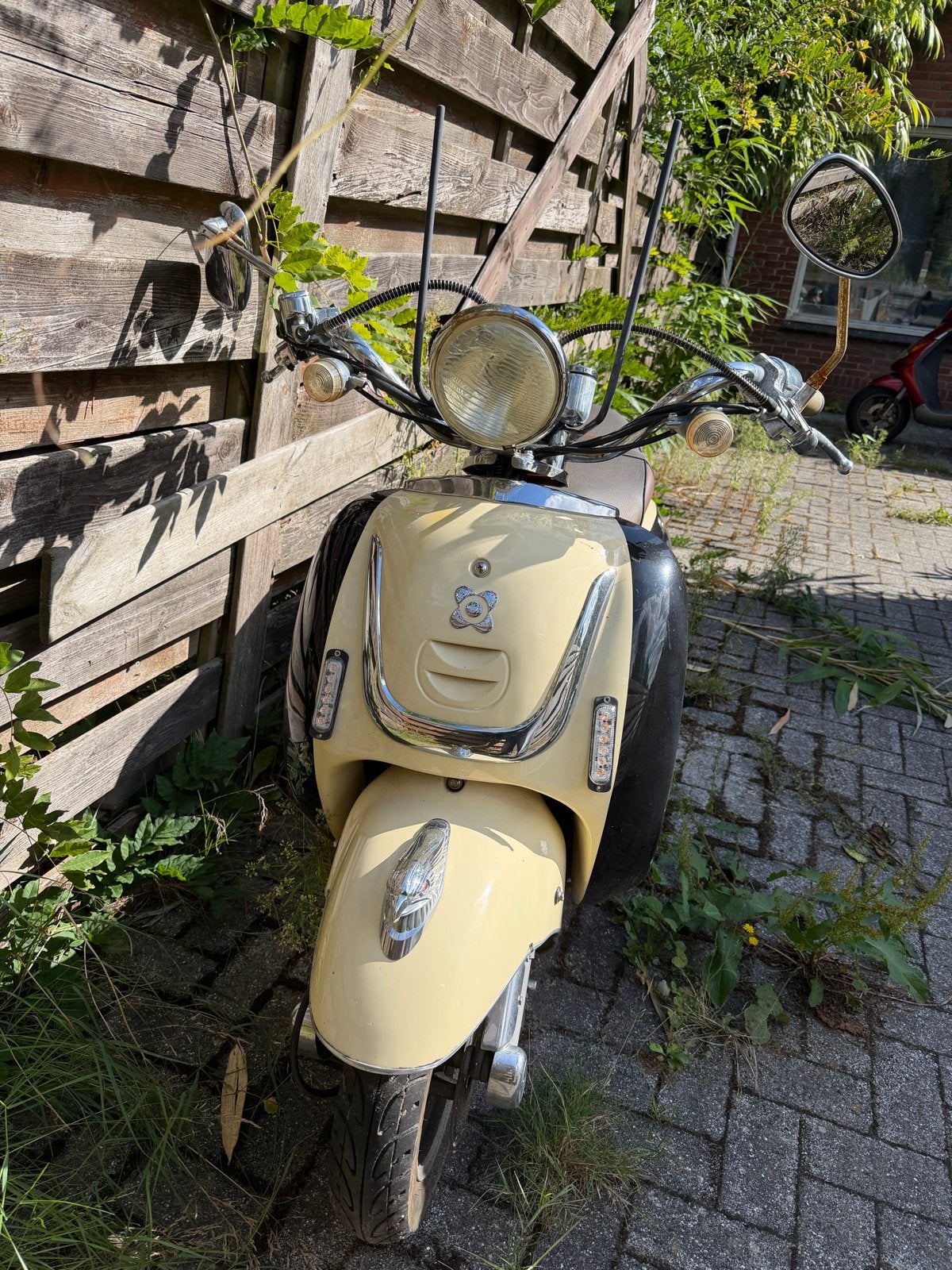 Sloopscooter voor onderdelen of project, Fietsen en Brommers, Ophalen, Gebruikt, Benzine