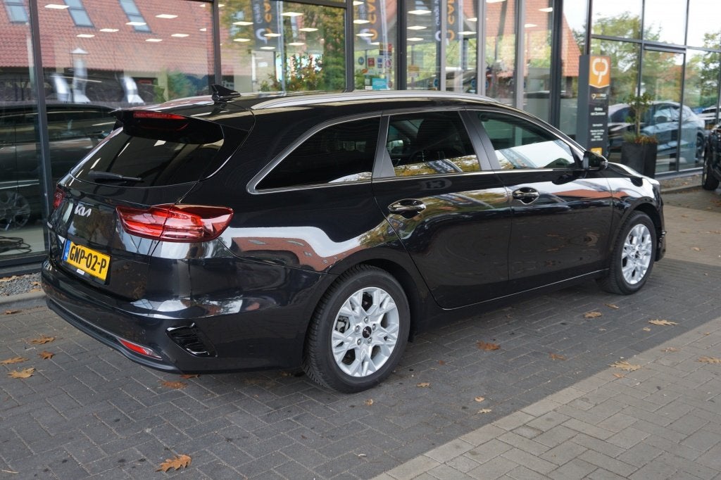 Kia Ceed Sportswagon 1.5 T-GDi DynamicPlusLine | Trekhaak |, Auto's, 12 maanden, Gebruikt, Euro 6, Zwart