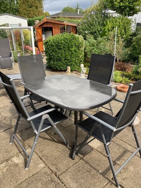 Antraciet tuintafel met 4 stoelen als nieuw 132x90 cm, Ophalen, Zo goed als nieuw, Ovaal, Overige materialen